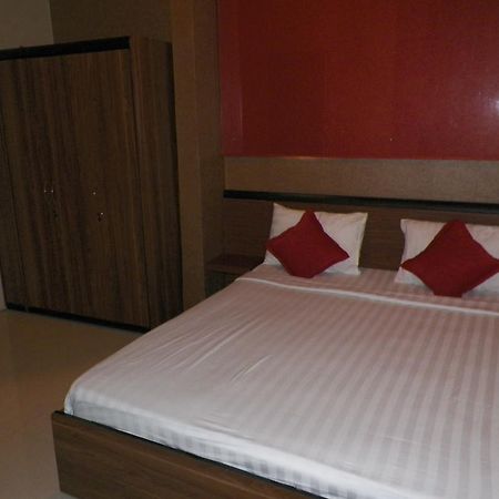 Ariandri Boutique Guesthouse Bandung Zimmer foto
